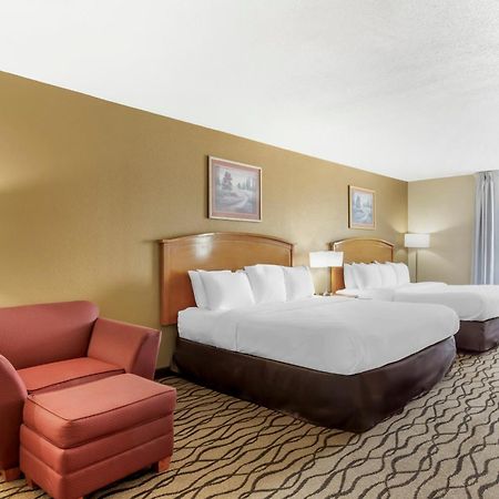 Comfort Inn & Suites Chesapeake - Portsmouth Bagian luar foto