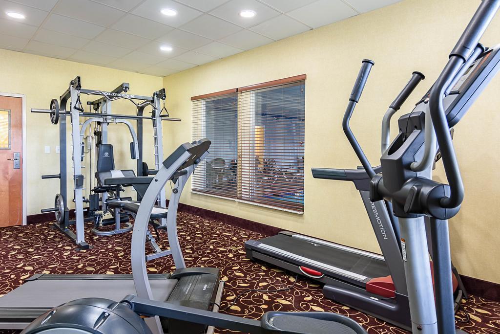 Comfort Inn & Suites Chesapeake - Portsmouth Bagian luar foto