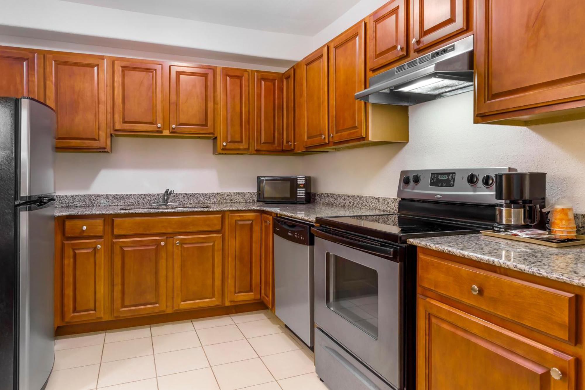 Comfort Inn & Suites Chesapeake - Portsmouth Bagian luar foto