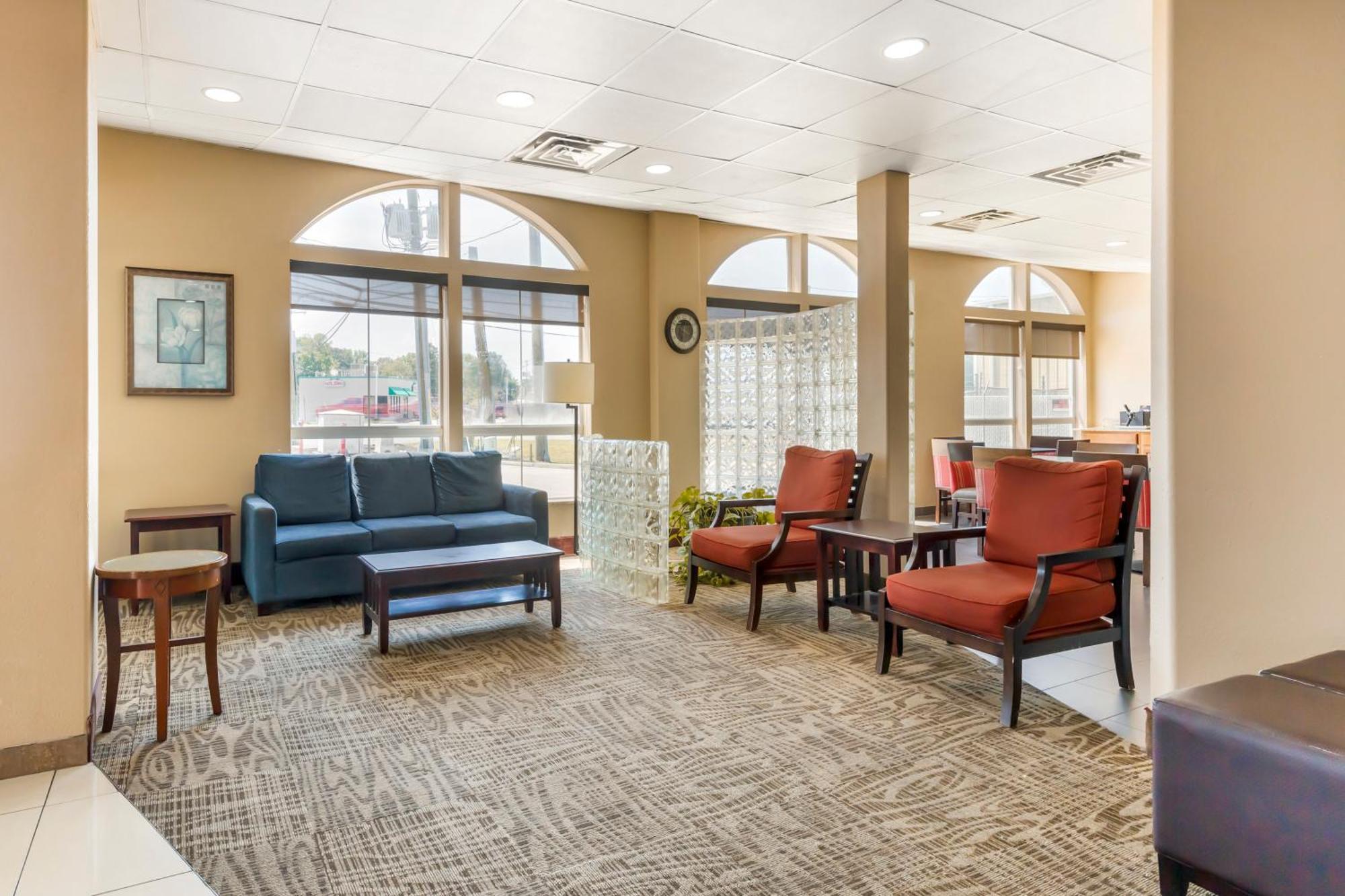 Comfort Inn & Suites Chesapeake - Portsmouth Bagian luar foto