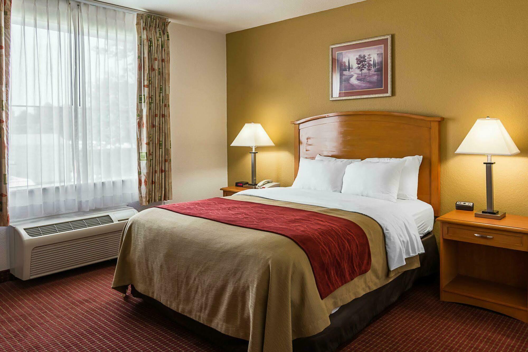 Comfort Inn & Suites Chesapeake - Portsmouth Bagian luar foto